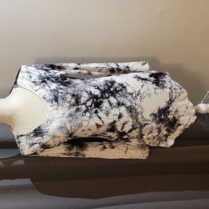 Tie-dye V-neck Tunic Top